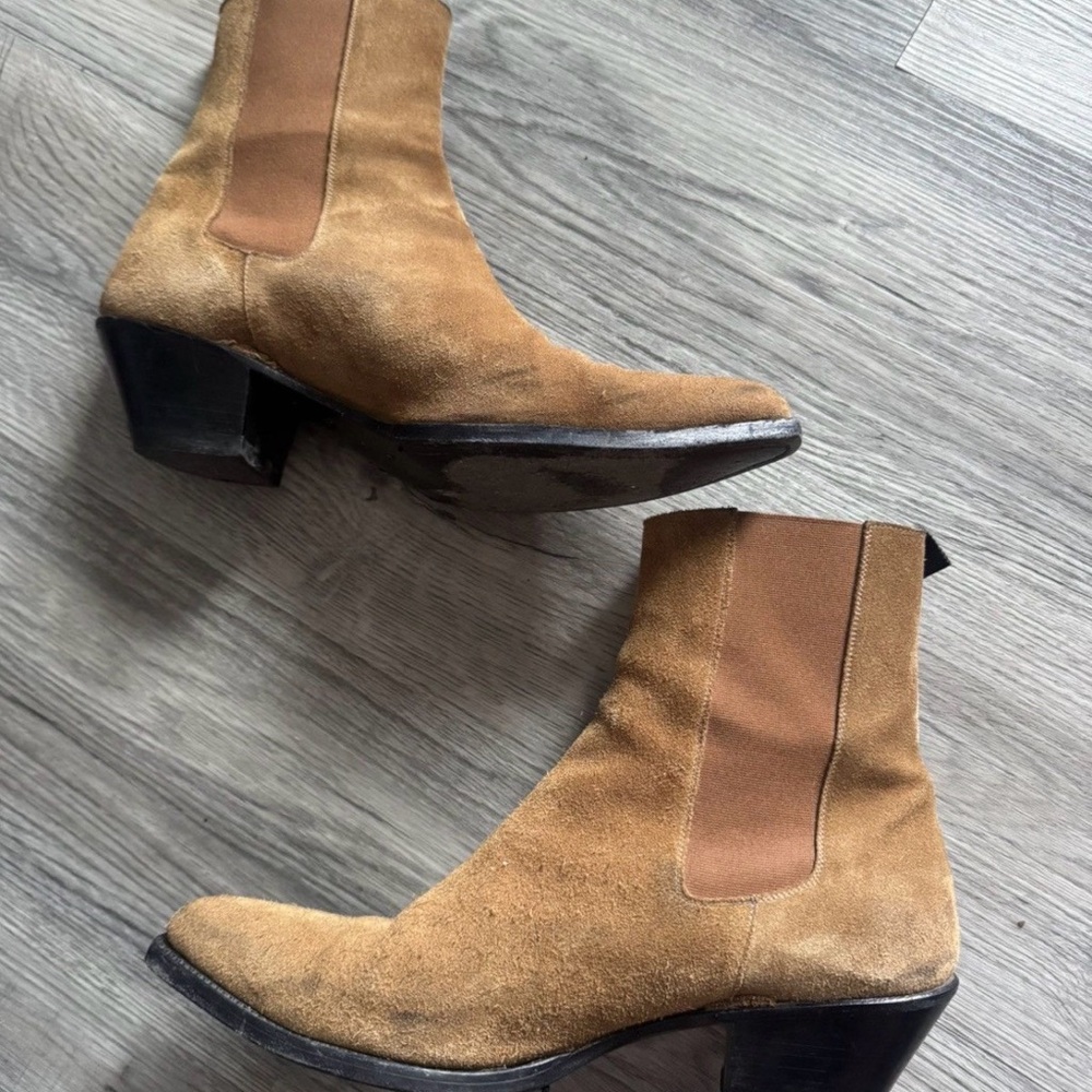 Men's Suede Chelsea Boots in Tan